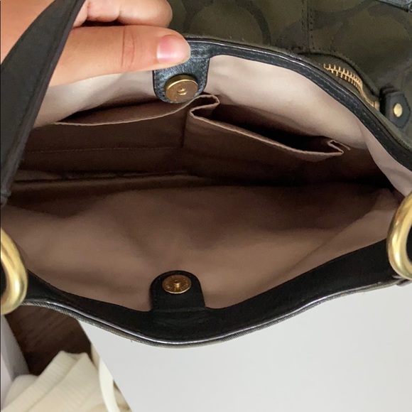 Coach signature Campbell hobo bag in green - Picture 7 of 9